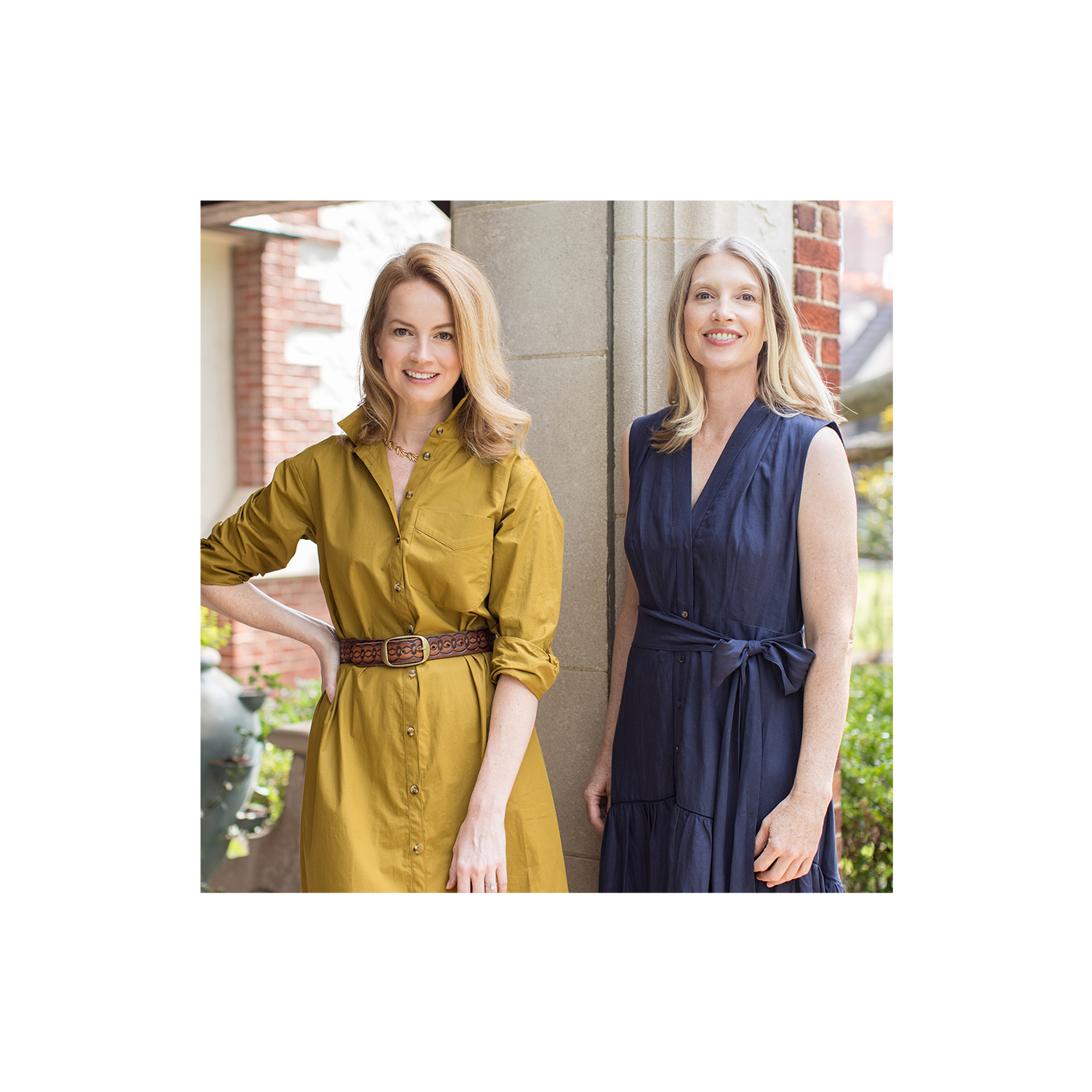 Attlingar co-founders Meghan and Siri Standing in front of a house outside